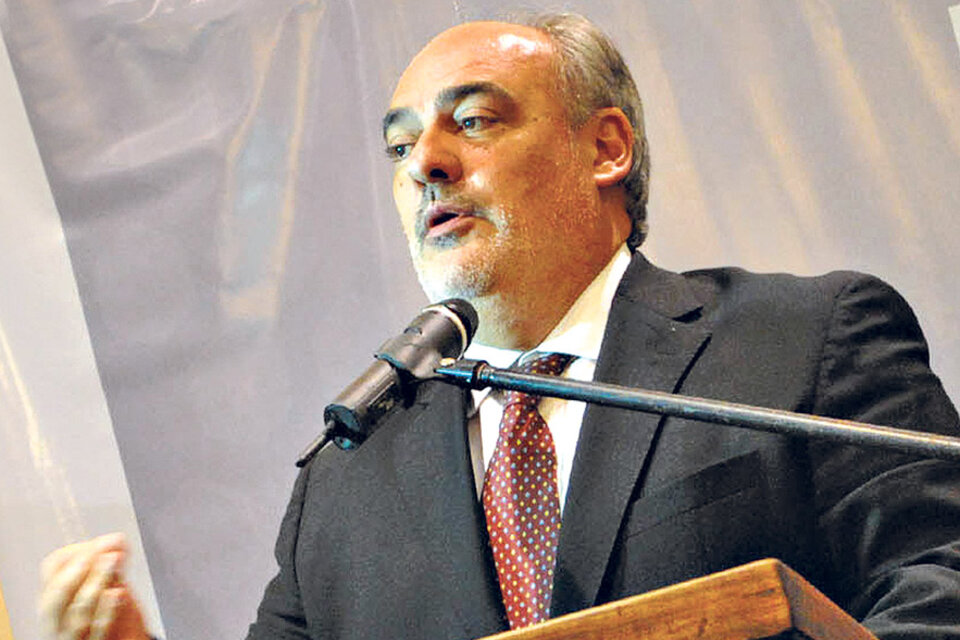 El gobernador de Corrientes, Ricardo Colombi, fue denunciado por el juez Aldo Alurralde.  (Fuente: DyN)