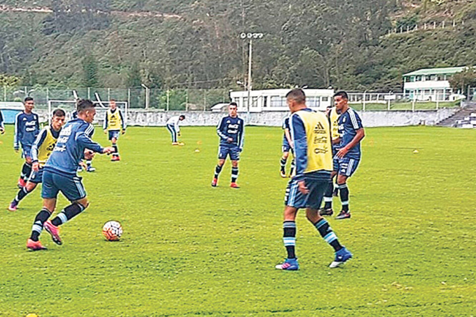 El seleccionado Sub-20 se prepara para enfrentar a Perú. (Fuente: Prensa AFA)