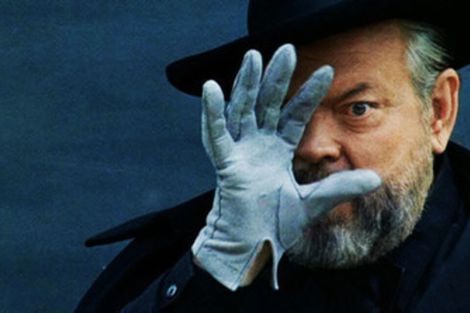 El sello rosarino Prohistoria ha editado un libro dedicado a F for Fake, la  extraordinaria película de Orson Welles. El análisis de la investigadora mexicana  actualiza y problematiza algunas nociones: ¿al arte le hace falta autoría?