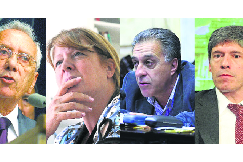 Héctor Recalde, Margarita Stolbizer, Néstor Pitrola y Juan Manuel Abal Medina, en contra del decreto.