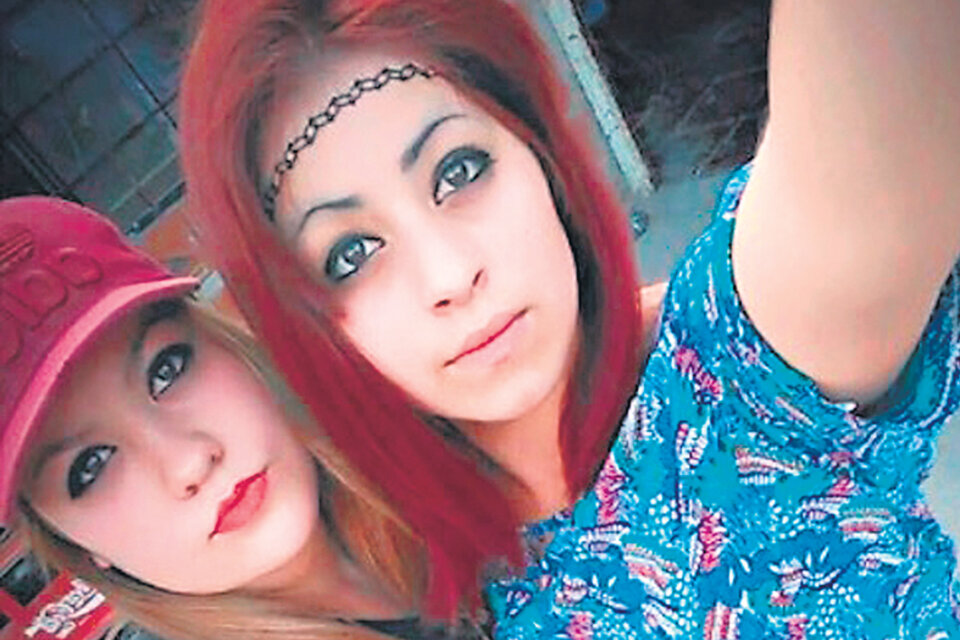 Sabrina Barrientos (15) y Denise Juárez (17), asesinadas el 11 de febrero a la salida de un boliche.