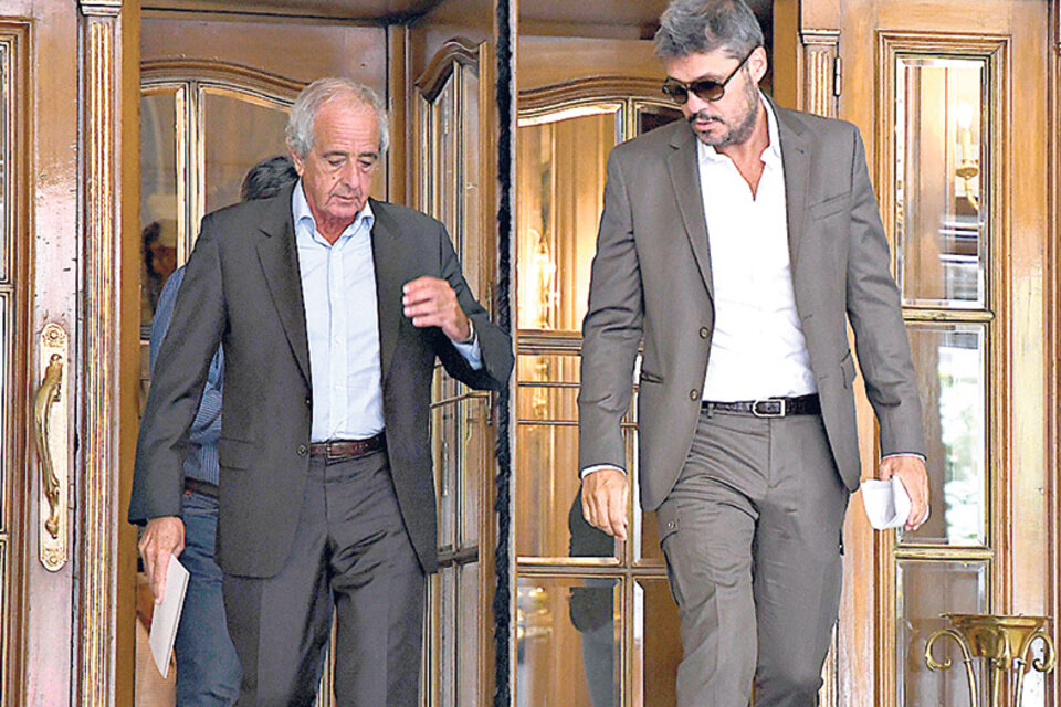 Rodolfo D’Onofrio y Marcelo Tinelli al salir de la reunión con ESPN. (Fuente: Télam)