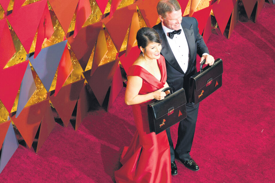 Martha Ruiz y Brian Cullinan, en principio los responsables del papelón.  (Fuente: AFP)