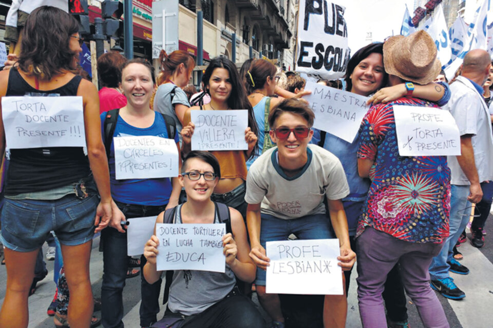 Docentes de la Asamblea Lésbica Permanente (Fuente: Sebastián Freire)