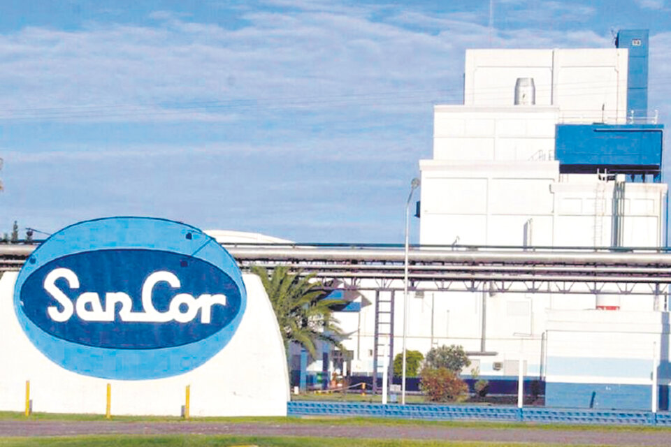 Sancor, industria clave de la cuenca Córdoba-Santa Fe, cerró la fuente de trabajo de 500 empleados.