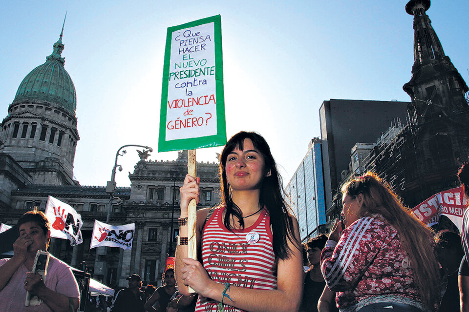 Una duda expresada días antes de la asunción de Macri, el 25 de noviembre de 2015, en el Día de No Violencia hacia la Mujer. (Fuente: Leandro Teysseire)