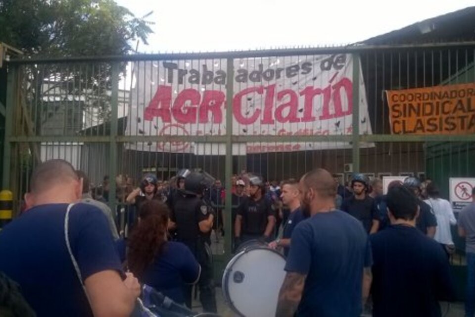 Inminente desalojo de la planta AGR-Clarín