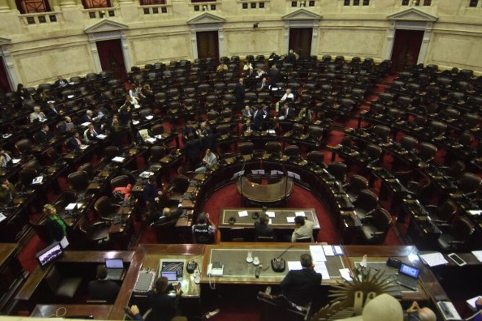 El FpV quería que la Cámara de Diputados intimara a Macri a cumplir la ley. (Fuente: DyN)