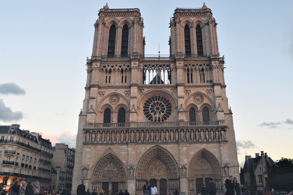 Como Víctor Hugo, también Cortázar se inspiró en la catedral de Notre Dame.
