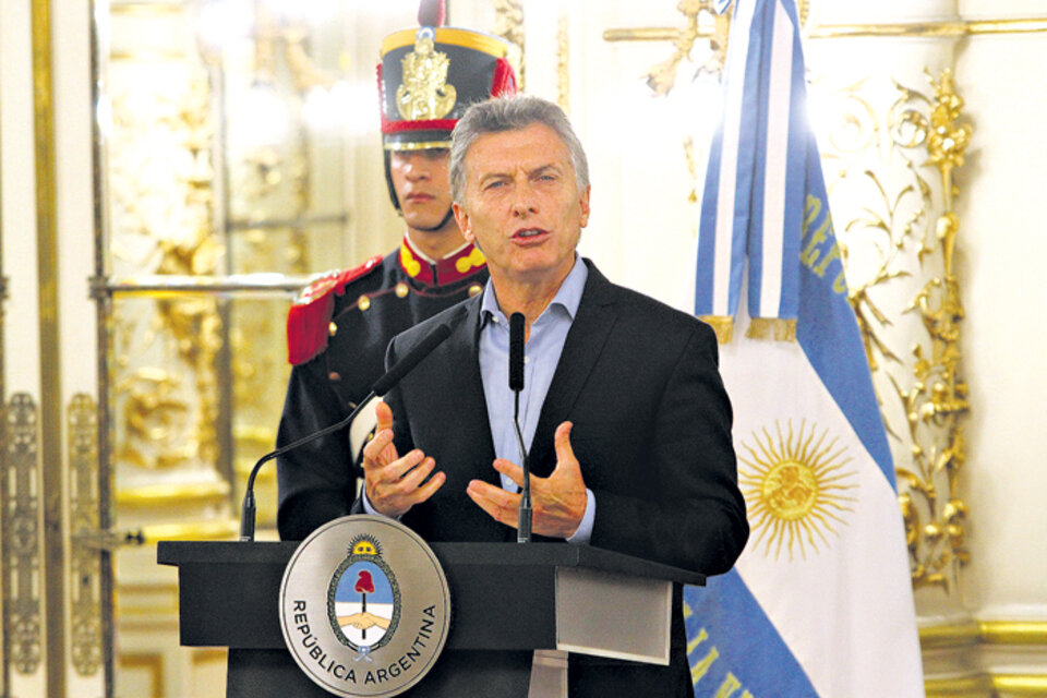 El presidente Mauricio Macri sostuvo que el paro del jueves le haría perder al país 15 mil millones de pesos. (Fuente: DyN)
