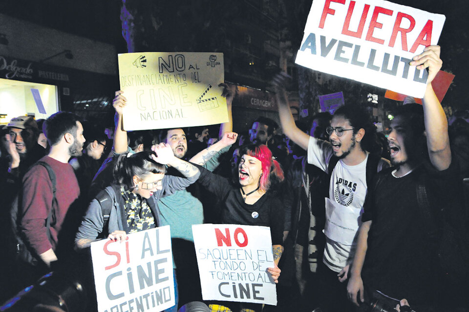 “No al desfinanciamiento del cine nacional” (Fuente: Arnaldo Pampillon)