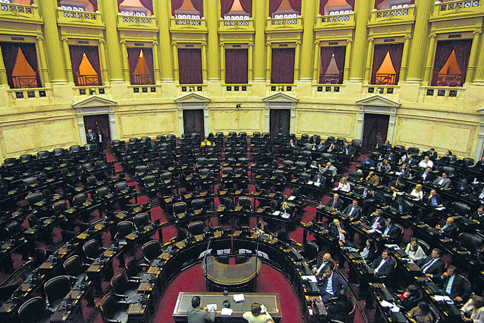 En minoría, los miembros de Cambiemos no consiguieron los 129 diputados necesarios para iniciar la sesión. (Fuente: DyN)