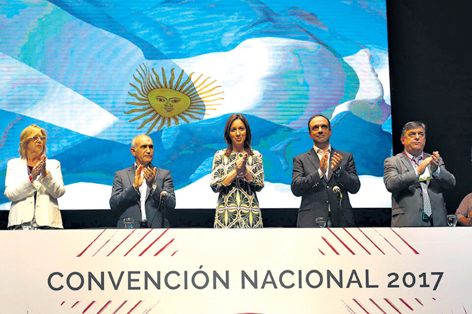 La gobernadora Vidal estuvo en el encuentro realizado en La Plata y se llevó algunos silbidos.
