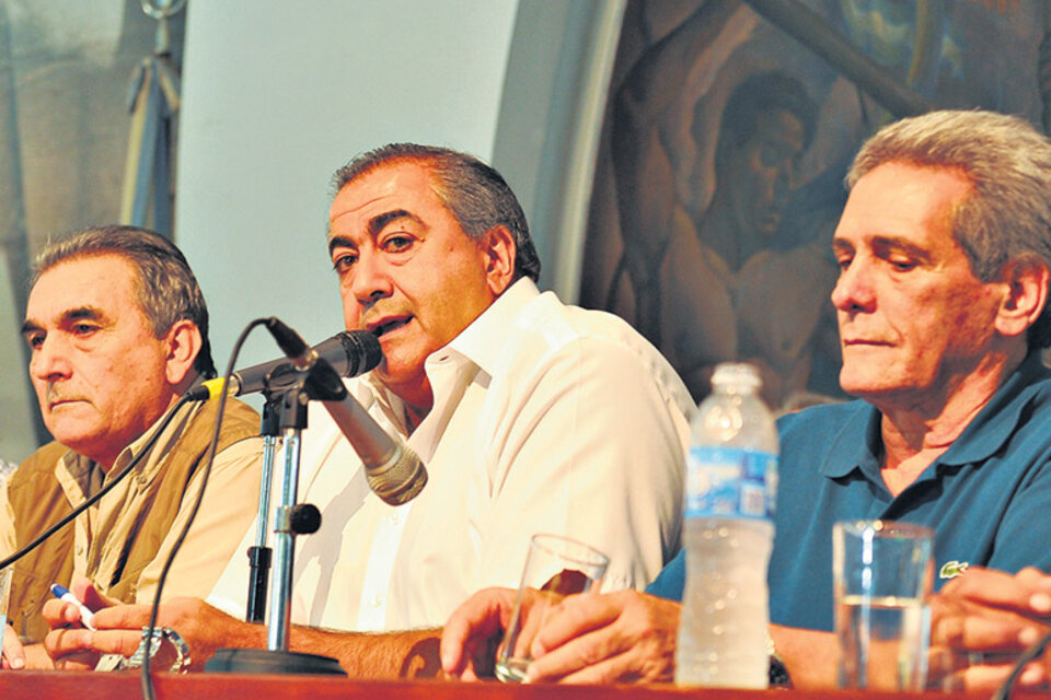 Juan Carlos Schmid, Héctor Daer y Carlos Acuña, el triunvirato que conduce la CGT. (Fuente: Télam)