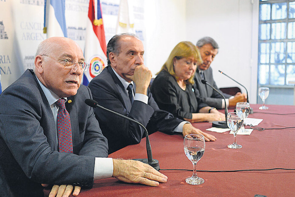 Los cancilleres del Mercosur durante la reunión crítica a Venezuela.