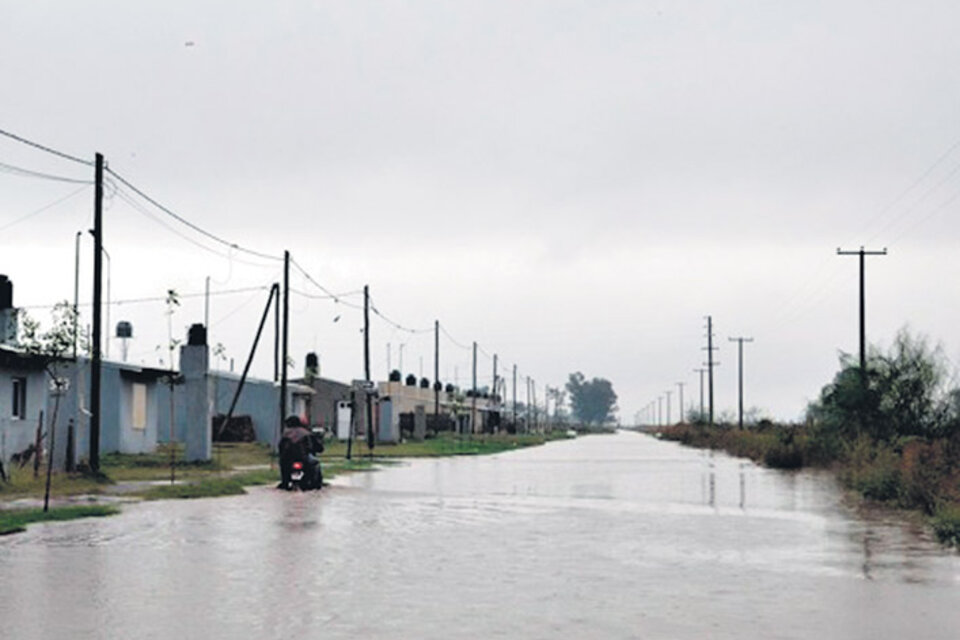 Villegas lleva más de quince meses inundado y declara pérdidas por 6000 millones de pesos.