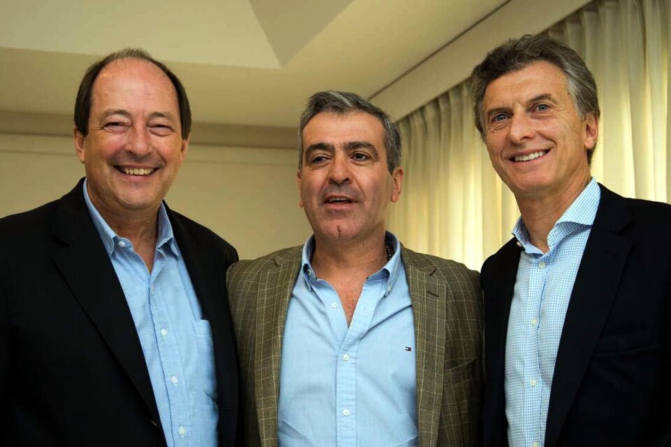Cano con el presidente Macri y su correligionario Ernesto Sanz. (Fuente: DyN)