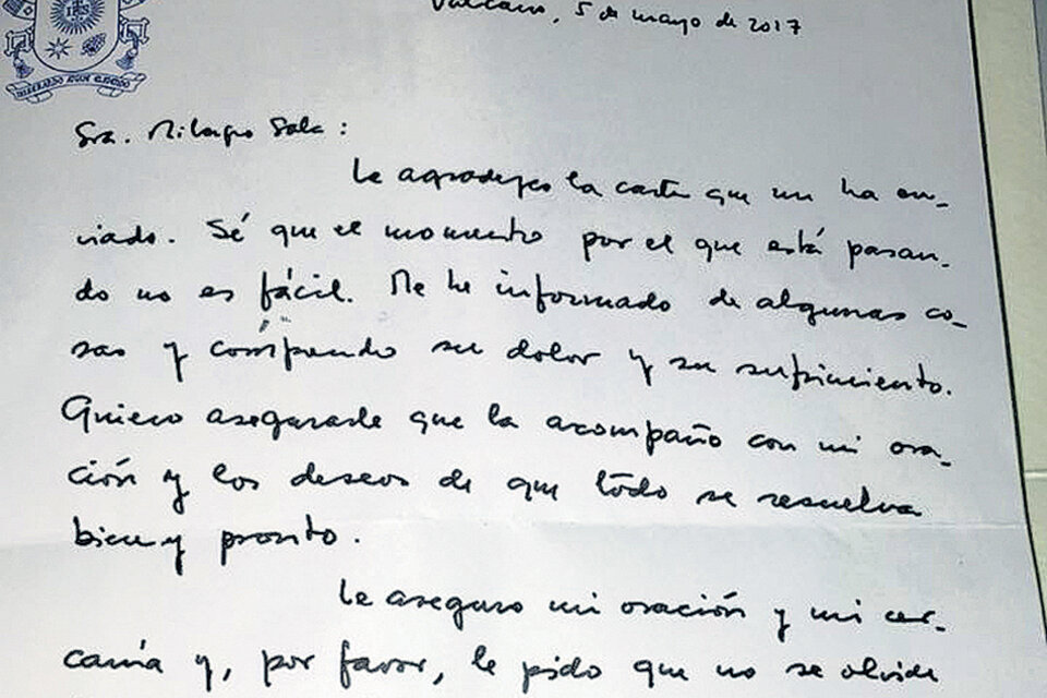 La carta manuscrita que Francisco le envió a Milagro Sala. (Fuente: DyN)