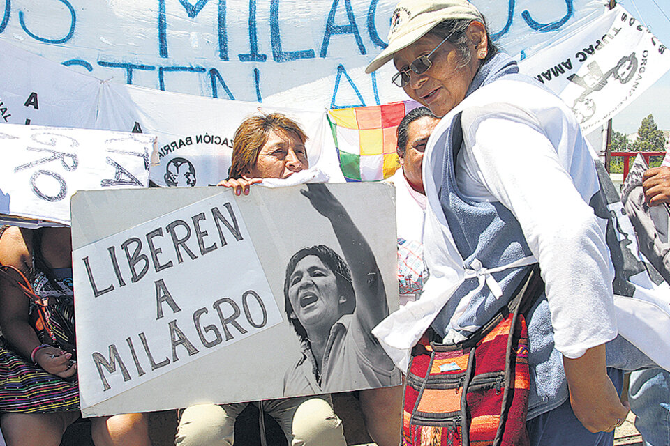 El texto firmado por más de 200 académicos exige la libertad de Milagro Sala, entre otros reclamos. (Fuente: Bernardino Avila)