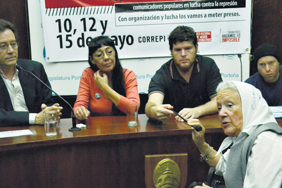 Marcelo Ramal, María del Carmen Verdú, Esteban Ruffa, Germán de los Santos y Nora Cortiñas.