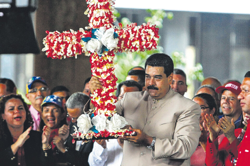 Maduro dijo que ordenó buscar a los grupos armados que se alzaron en contra del pueblo. (Fuente: EFE)