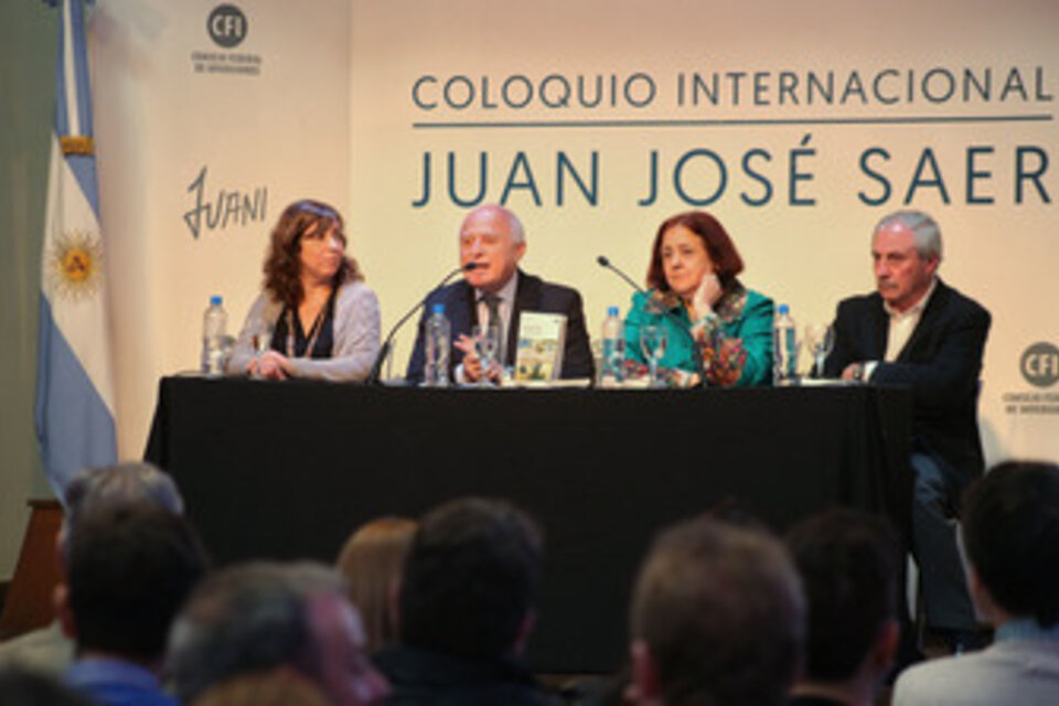 Lifschitz inauguró el coloquio internacional.