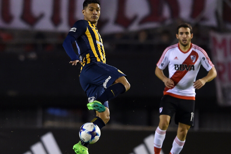 Teo tuvo pocas chances en el partido, se fue cuando faltaban 7. (Fuente: Fotobaires)