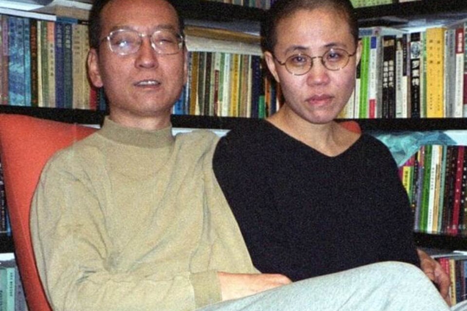 Liu y su esposa, en una imagen de 2002. (Fuente: AFP)