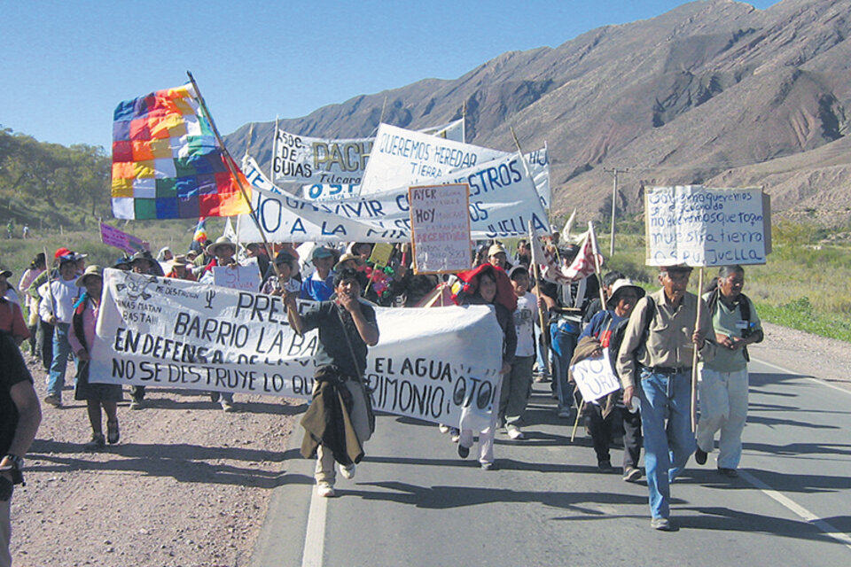 El anuncio del Acuerdo Federal Minero provocó rechazo de los pueblos originarios y organizaciones sociales.