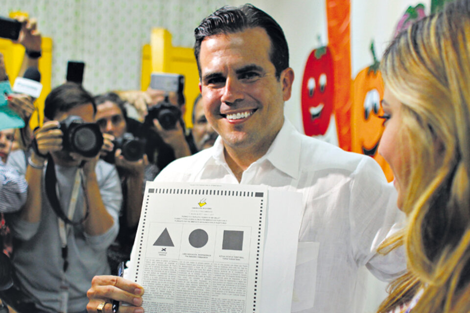El gobernador Ricardo Roselló prometió hacer respetar el resultado de la consulta. (Fuente: AFP)