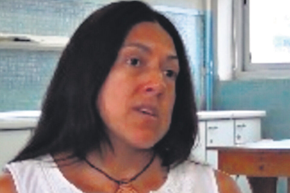 Captura de imagen de la televisión de Leyla Ordoñez, vocera de exiliados colombianos.