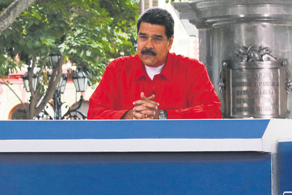 Maduro le pidió a la oposición que el próximo domingo respete el derecho del pueblo a votar. (Fuente: AFP)