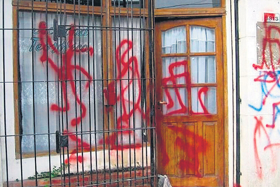 El frente del local de la Sociedad Teosófica marplatense, atacado en diciembre de 2015.