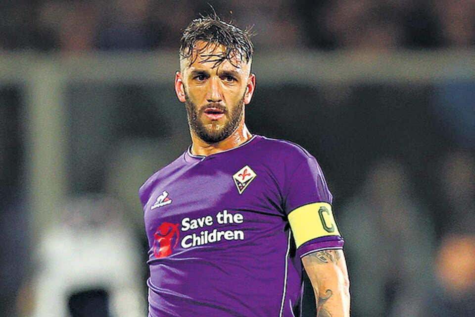 Rodríguez con la camiseta de la Fiorentina, su último club.