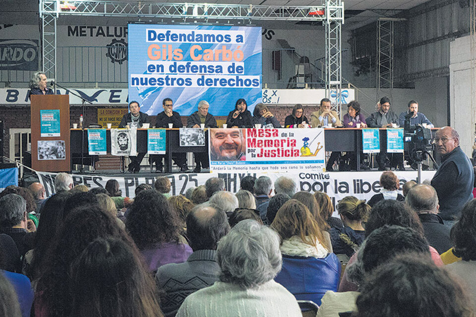 La consigna del encuentro fue “Defendamos a Gils Carbó en defensa de nuestros derechos”.