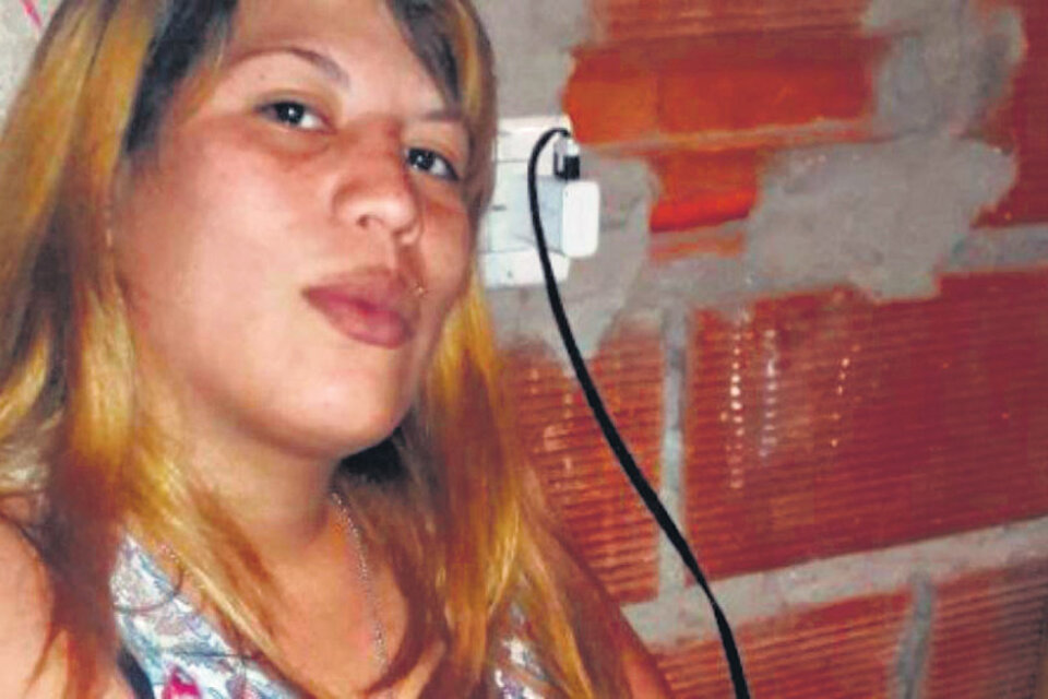 Ayelén Roldán fue hallada estrangulada en la casa del matrimonio hoy detenido.