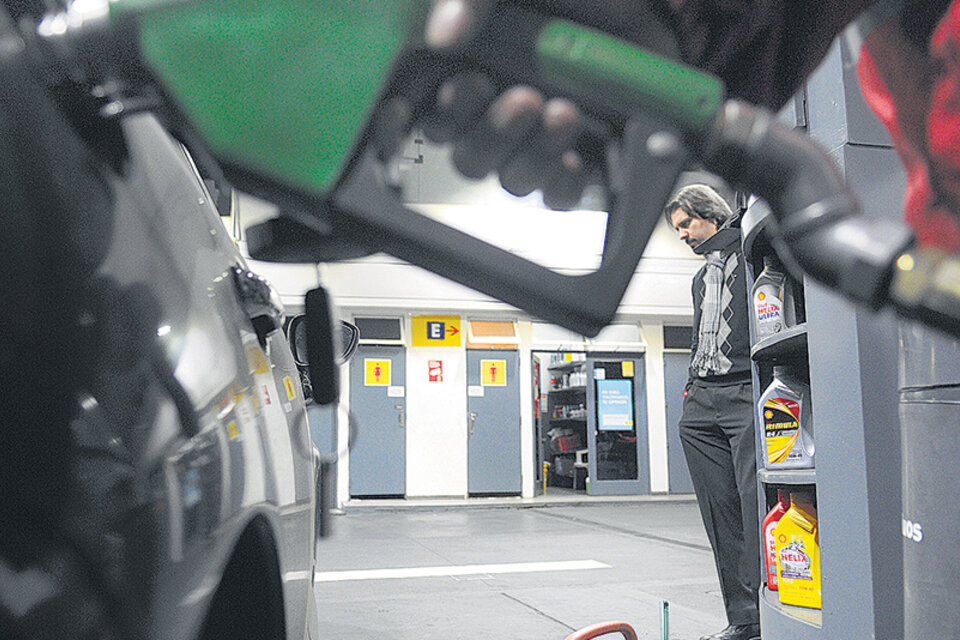 Las empresas de combustibles proyectaban aumentos del orden del 6 por ciento para después de las elecciones de octubre. (Fuente: Pablo Piovano)