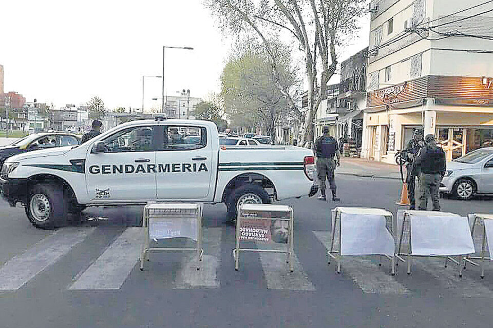 En el acto de ayer, se sumaron críticas al accionar de Gendarmería el jueves a la noche.