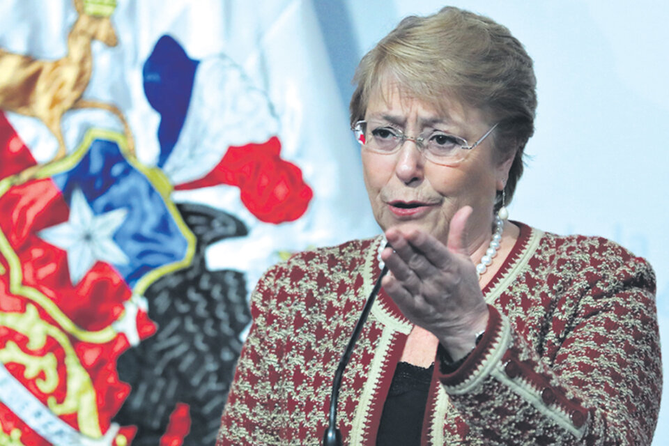 A la mandataria socialista Bachelet le quedan menos de siete meses para dejar el poder. (Fuente: EFE)