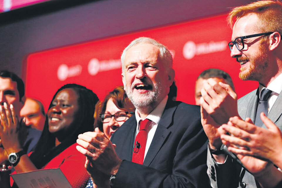 Corbyn dijo que está “en la antesala del gobierno” (Fuente: EFE)