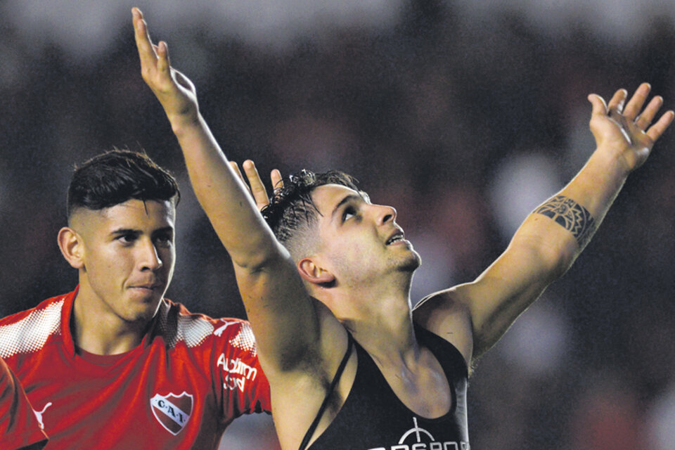 El segundo tiempo fue a puro vértigo en el partido jugado en Avellaneda. (Fuente: DyN)