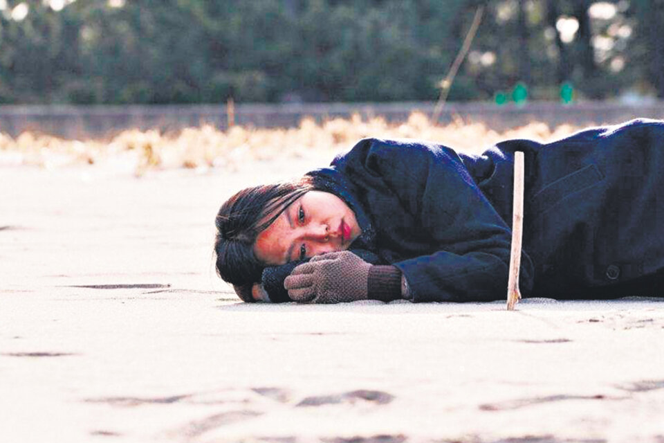 La extraordinaria Min-hee Kim en On the Beach at Night Alone, de Hong Sang-soo.