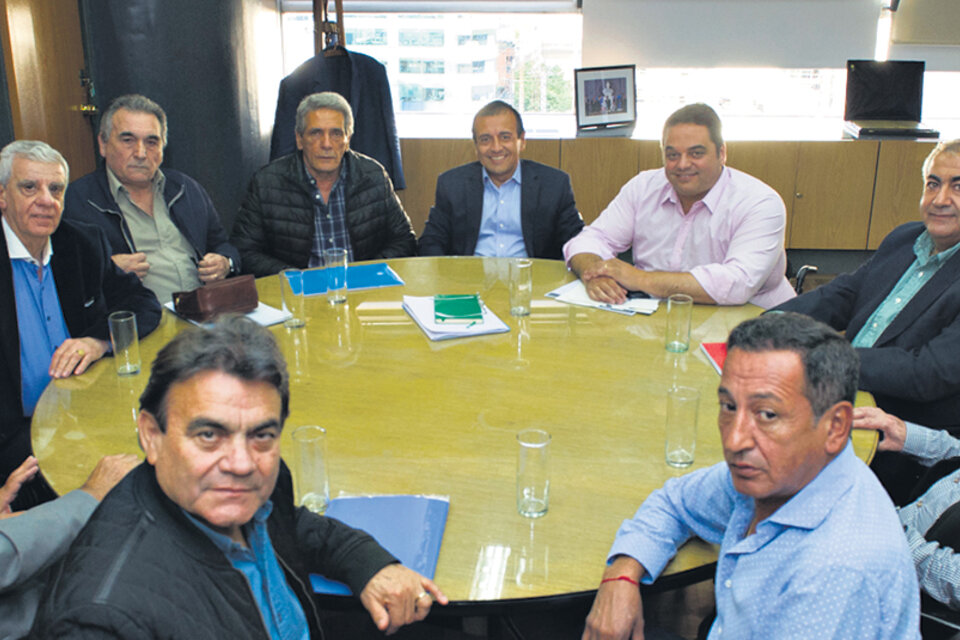 La reunión en el piso 13 del ministerio duró más de dos horas. (Fuente: DyN)