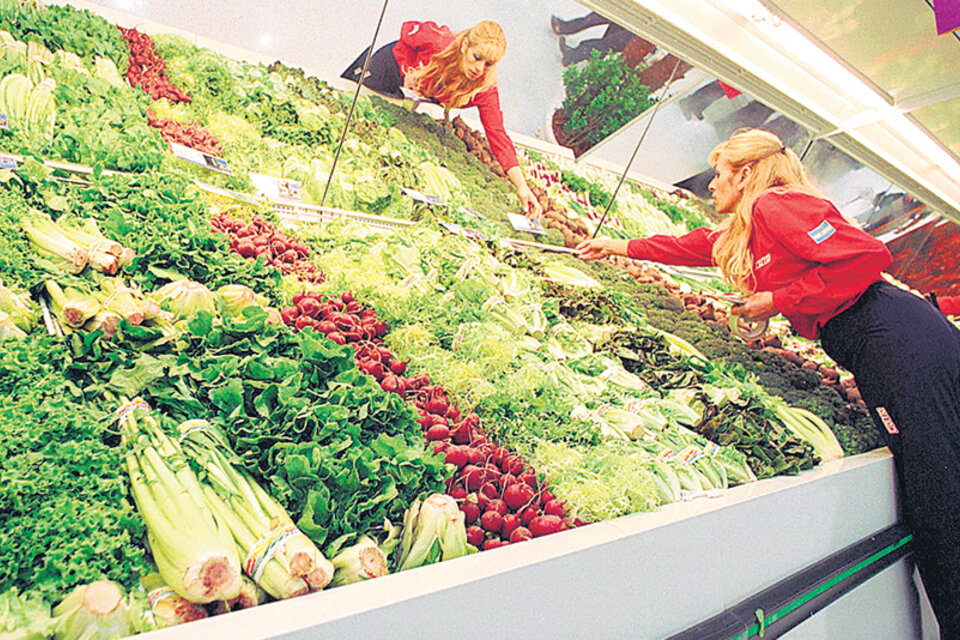 El rubro alimentos se encareció 2,3 por ciento en septiembre, con frutas y verduras a la cabeza. (Fuente: Arnaldo Pampillon)