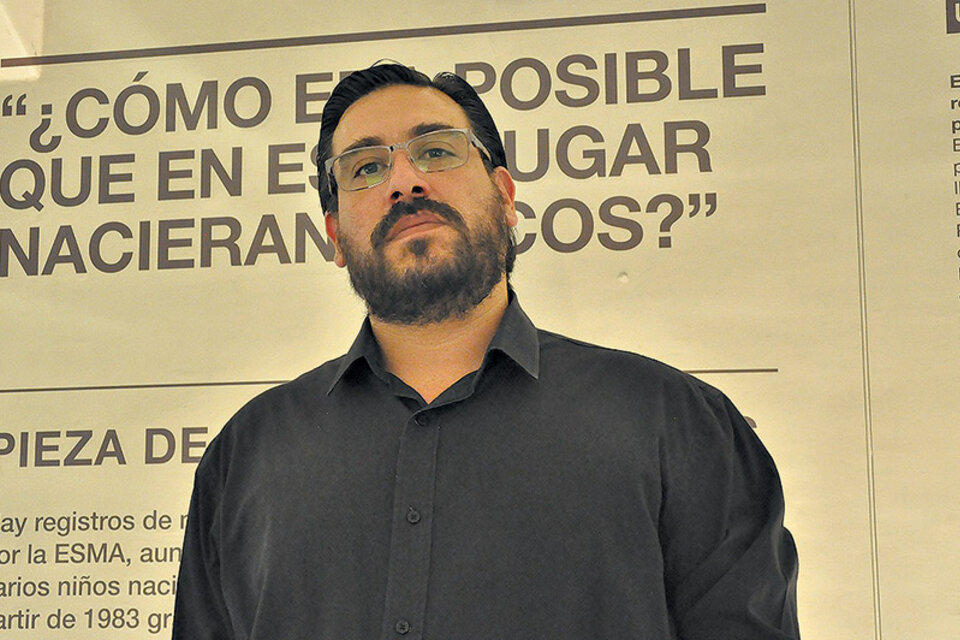 Guillermo Pérez Roisinblit es uno de los pocos nietos recuperados que nació en el sótano de la ESMA.