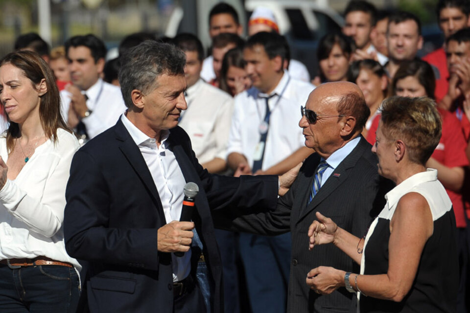 Alfredo Coto, titular de la cadena homónima, durante un encuentro con el presidente Macri en febrero. (Fuente: Télam)