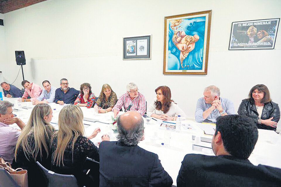 Los referentes del Movimiento Obrero Santafesino recibieron la semana pasada a CFK.