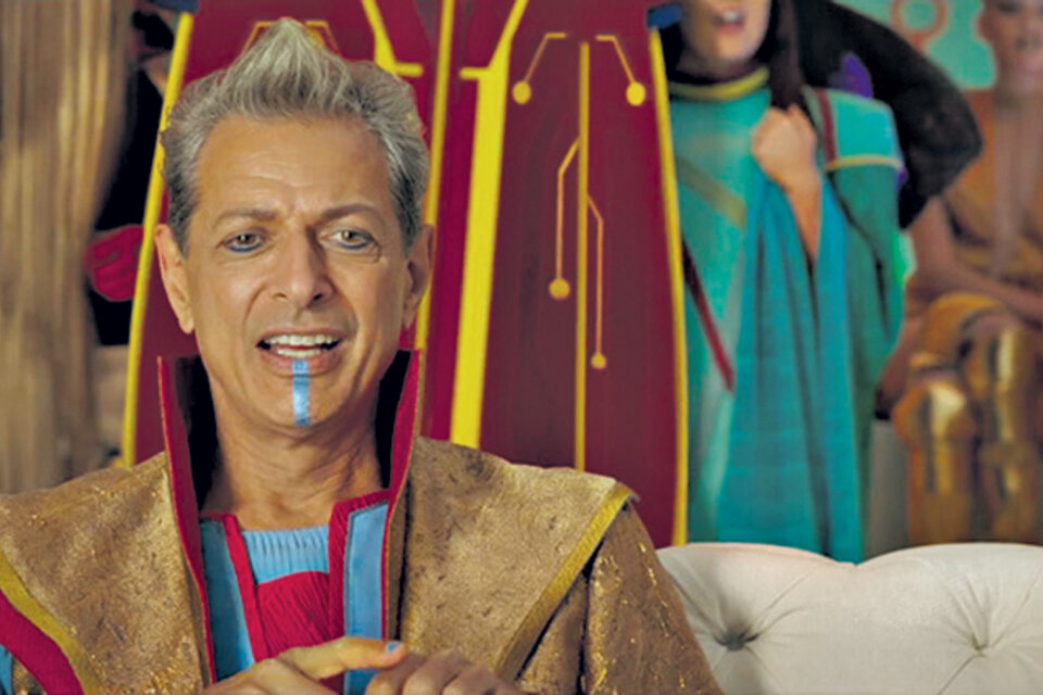 Goldblum detalla que el trabajo con el director Waititi para Ragnarok dejó mucho espacio a la improvisación.