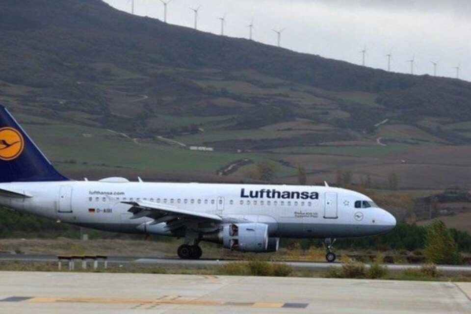 Lufthansa es la empresa que protagoniza gran parte de los vuelos cancelados. (Fuente: Twitter)
