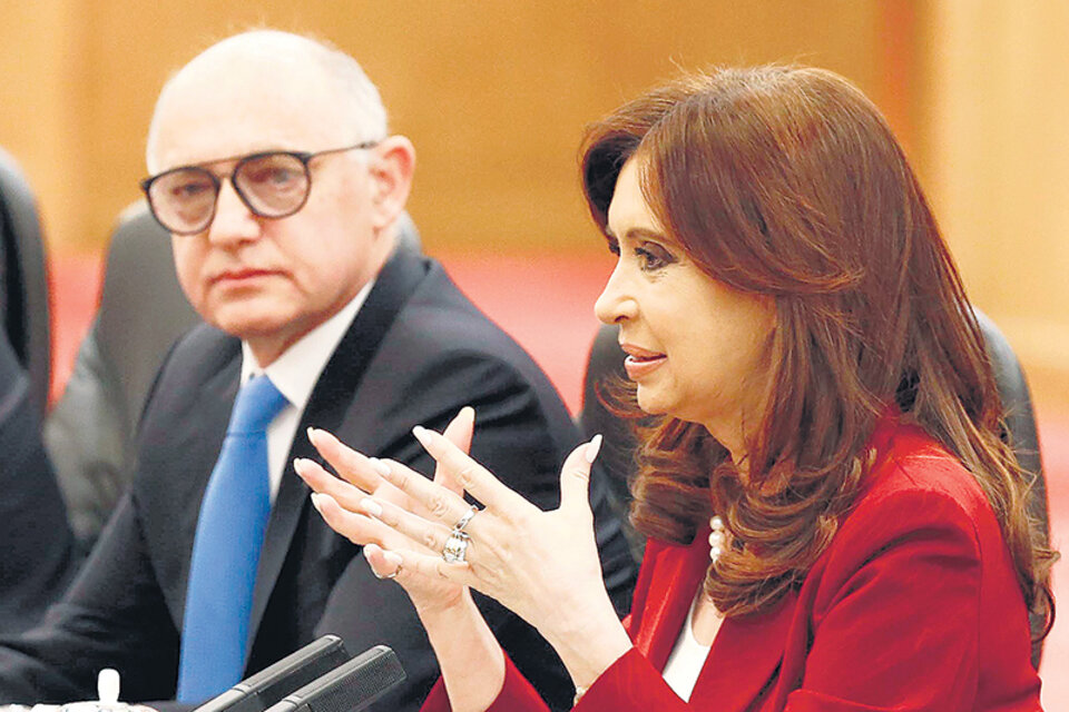 Héctor Timerman y Cristina Kirchner, en la denuncia de Nisman. (Fuente: AFP)